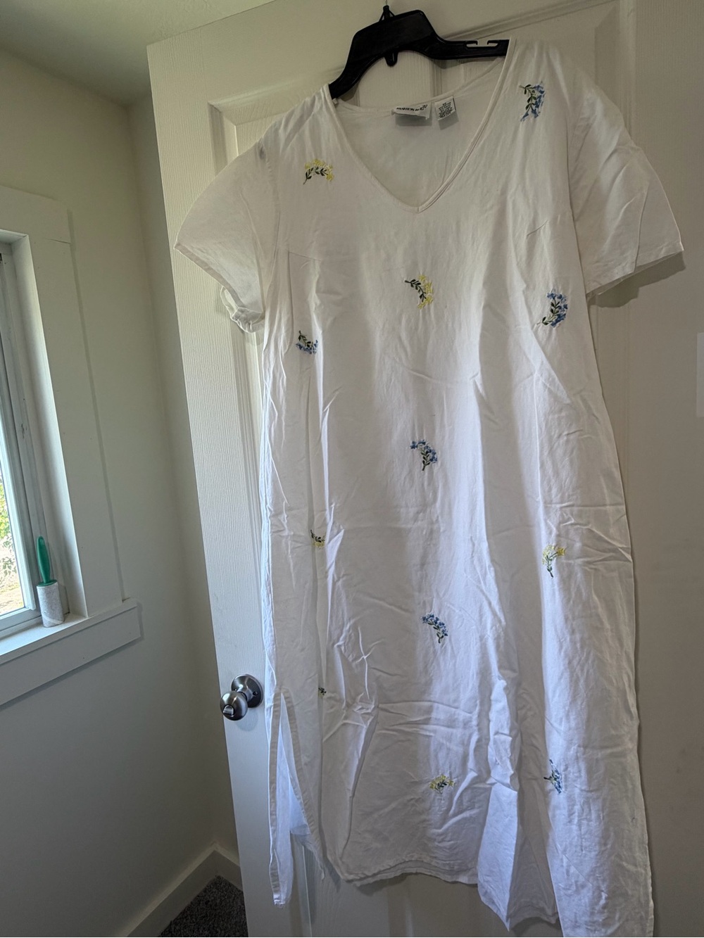 Vintage White V-Neck Embroidered Floral Dress cotton embroidered floral dress